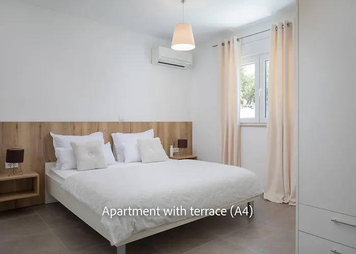 La Adriatique מאקרסקה