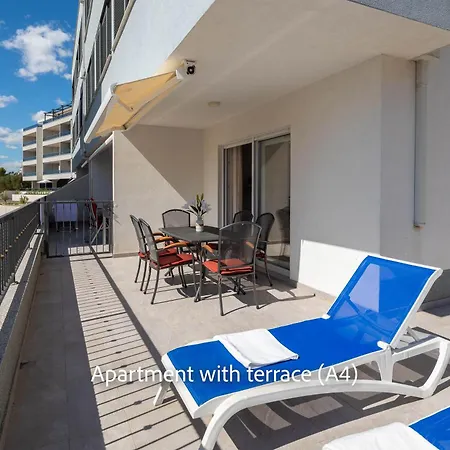 La Adriatique Apartment *