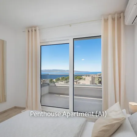 La Adriatique Daire Makarska