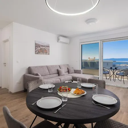 Apartment La Adriatique Makarska