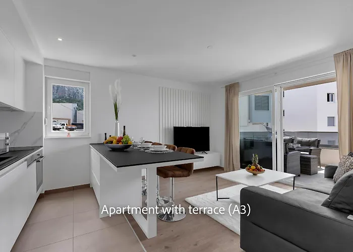 Apartment La Adriatique Makarska